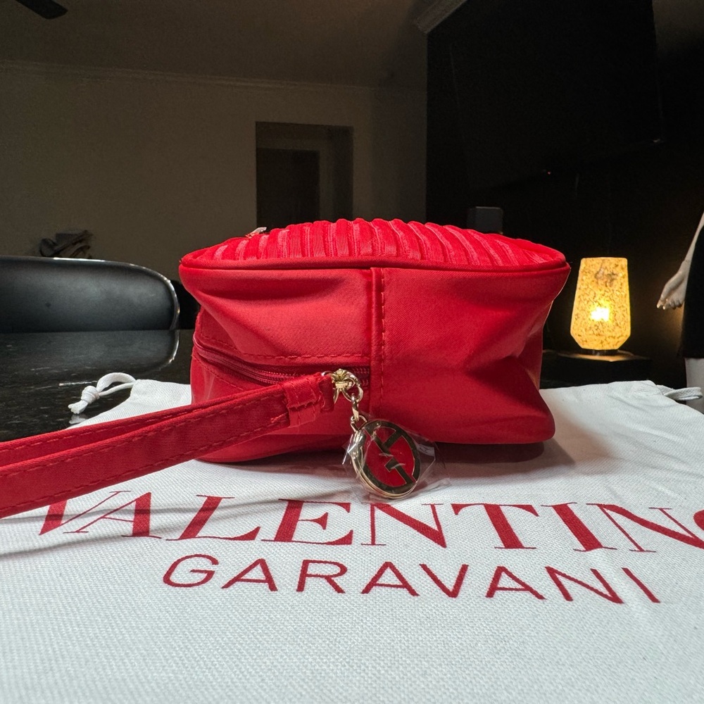 Authentic Valentino Marudini Black leather wallet & Giorgio Armani Red pouch - Picture 13 of 16